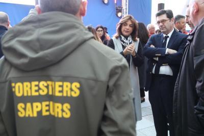 Agrandir l'image 1 sur 12, fenêtre modale