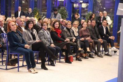 Agrandir l'image 7 sur 9, fenêtre modale