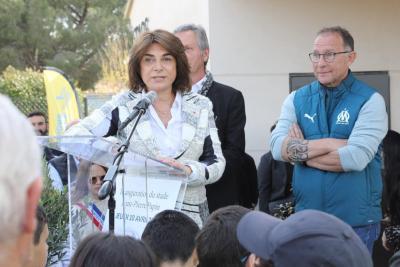 Déplacement de Martine Vassal sur le canton de Pélissanne - Agrandir l'image 14 sur 15, fenêtre modale