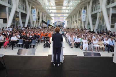 Agrandir l'image 3 sur 8, fenêtre modale