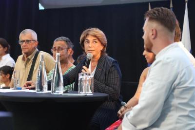 Agrandir l'image 6 sur 8, fenêtre modale