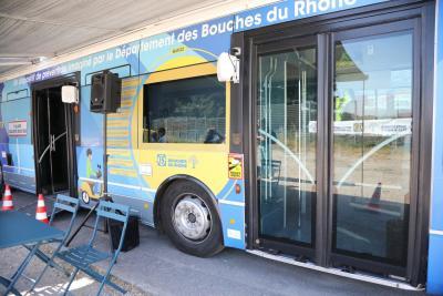 Le bus de la sécurité routière fait étape dans un collège - Agrandir l'image 3 sur 3, fenêtre modale