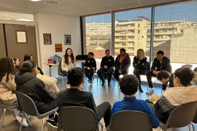 Agrandir l'image 3 sur 9, fenêtre modale